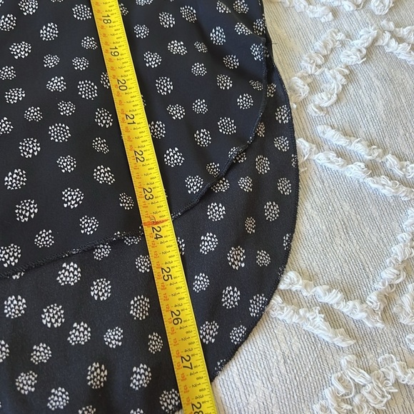 Polka Dot Medallion Scoopneck Tunic Blouse Black and White M - Picture 4 of 5